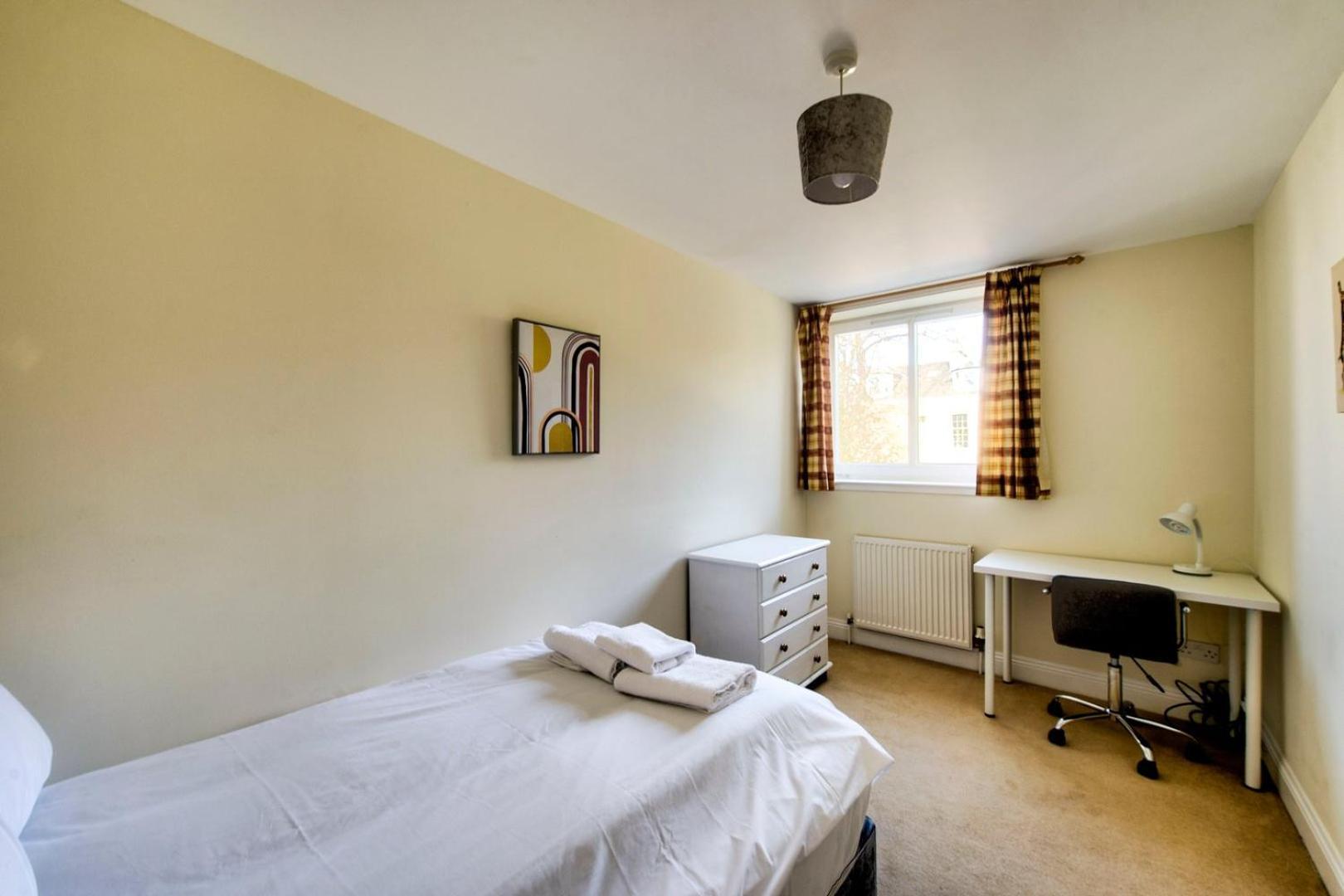Guestready - Nice 3Bdr Apart W/ Private Parking 爱丁堡 外观 照片