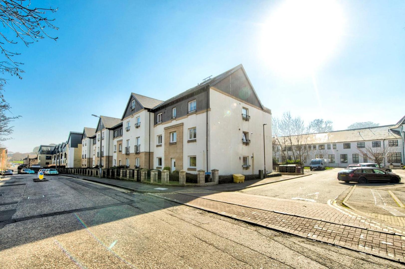 Guestready - Nice 3Bdr Apart W/ Private Parking 爱丁堡 外观 照片